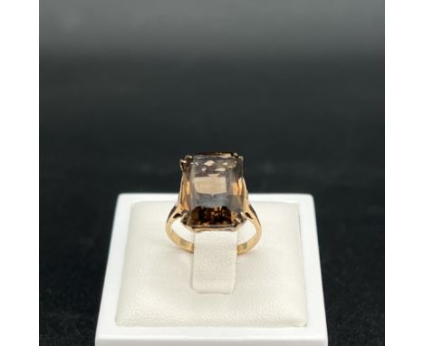 A 9ct yellow gold cairngorm ring,
unhallmarked but has been tested to 9ct,
stone is 14mm x 10mm,
size I,
3.3 grams in weight