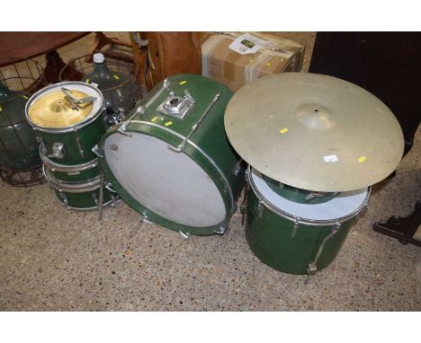 Vintage drum kit