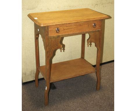 An oak Arts and Crafts hallway table. With a single drawer and shelf below. L60cm x D38cm x H75cm