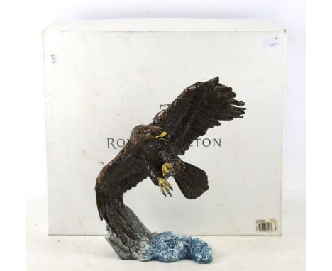 A contemporary limited edition Royal Doulton eagle figurine. 'Prestige Tempest' 2007, HN5050 no.143/250, boxed, H30cm Conditi