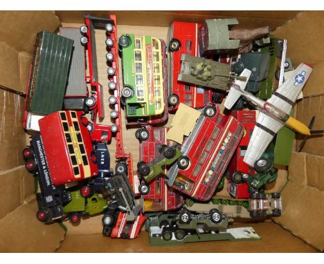 A tray of mainly 1:76 and 1:43 scale diecast models to include Corgi Toys 