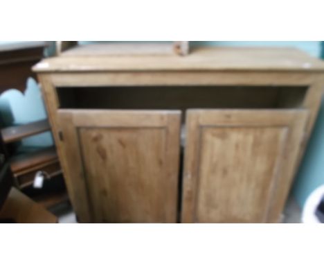 Dresser unit fitted double shelf cupboard (48" long)