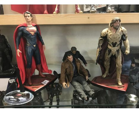 2 collectors figures from Man Of Steel &amp; 2 collectors figures Batman V Superman.
