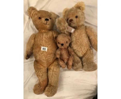 2 vintage straw filled teddy bears.