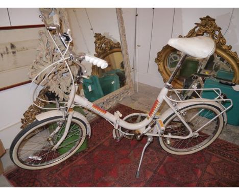 A vintage 1970's Raleigh Compact folding bike, cream with speckles, 20" road wheels, classic 3 speed internal gear hub, origi