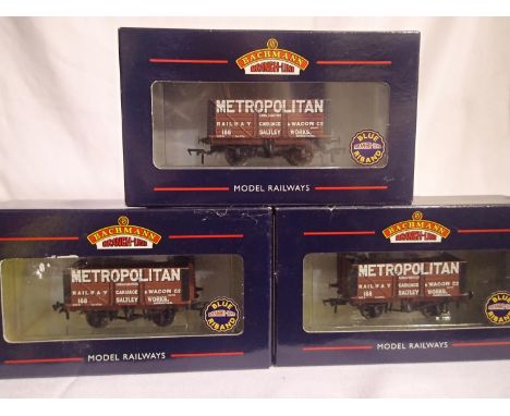Three OO scale Bachmann collectors club wagons, 37-150K, 8 plank Metropolitan, all in excellent condition, storage wear to bo