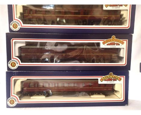 Three OO scale Bachmann BR Maroon coaches, full brake, 1st/2nd and brake end. All in excellent condition, wear to boxes. P&am