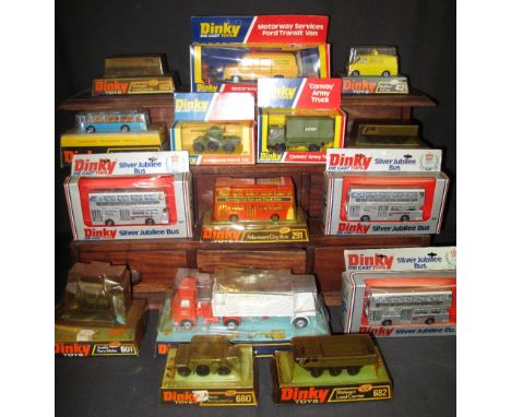 Collection of boxed Dinky toys diecast model vehicles to include: motorway services Ford transit van, Bedford AA van 412, Sta