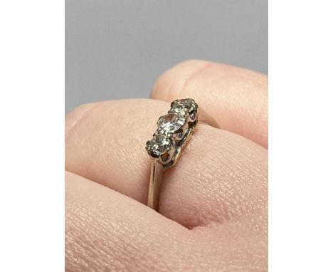 18ct gold Diamond trilogy white/yellow gold ring, stamped 750, approx. 0.33ct, approx. size J/K  