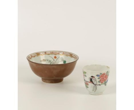 A CHINESE FAMILLE VERTE PORCELAIN SMALL BOWL internally painted with aquatic plants and birds, with cafe au lait external gla