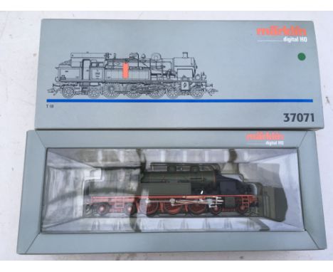 Marklin digital Ho scale, T18 class locomotive, MIB