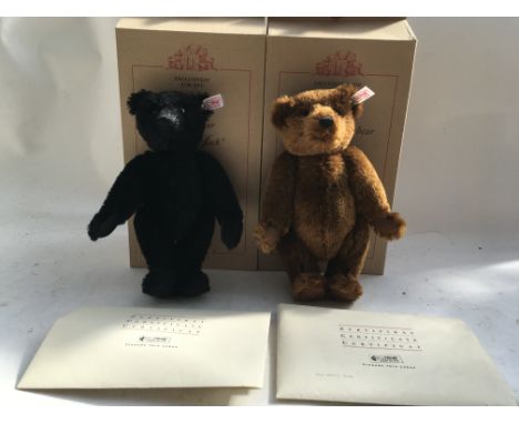 Steiff bears, boxed , Black jack 26cm and The Artists bear 27cm,complete with certificates and both were exclusively sold by 