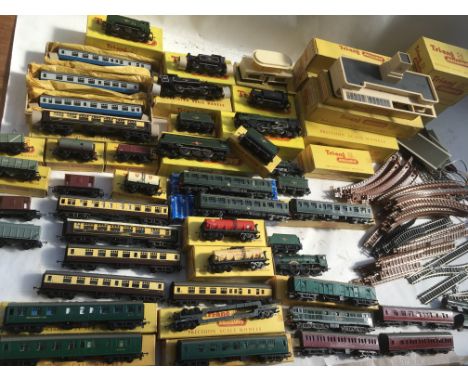 Hornby, Triang railways, TT scale , mostly boxed including Locomotives, carriages, rolling stock, track, points, trackside ac