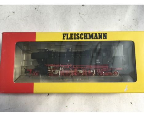 Fleischmann, HO/OO scale, #1165 BR65 steam tender locomotive, MIB