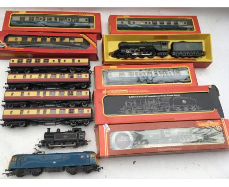 Hornby railways, OO scale, boxed locomotives includes R 033 BR class 7MT loco Morning star, R 050 4-6-2 class 8p locomotive a