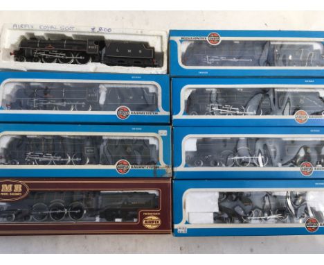 Airfix railway, OO scale,locomotives x8 , boxed including GWR Caerphilly castle, Royal Scot fusiliers x2, BR Royal Scot x3, B