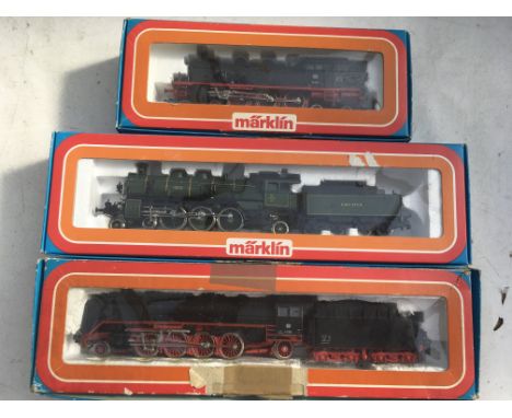 Marklin, HO scale, #3082 BR41 class steam locomotive and tender, #3092 BR S3/6 class steam locomotive and tender and #3106 BR