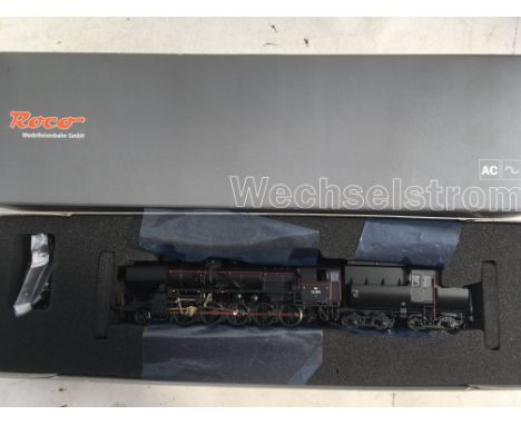 Roco models , HO/OO scale, #68271 BR52 class steam locomotive and passenger tender, MIB