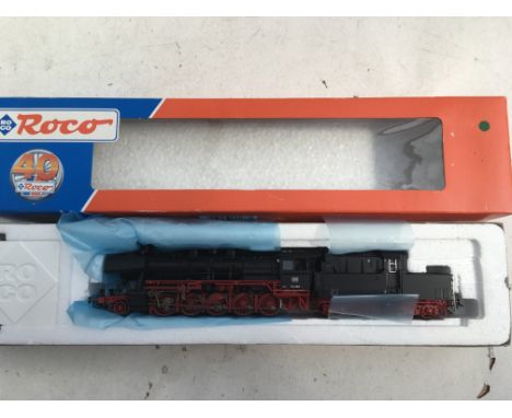 Roco models , HO/OO scale, #69288 BR50 locomotive and passenger tender, MIB