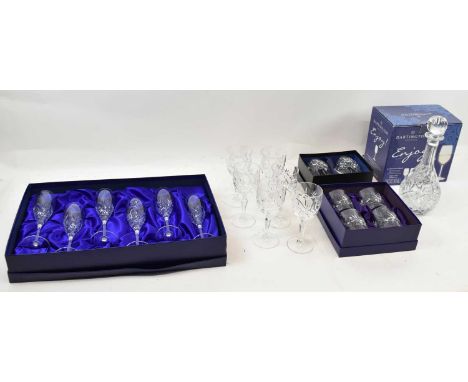 A quantity of crystal glassware including six Dartington Crystal wine glasses, a set of four Edinburgh Crystal boxed tumblers