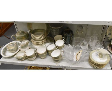 A quantity of Wedgwood ‘Gold Columbia’ tea and dinner ware, also various glassware including jug, decanter and various sundry