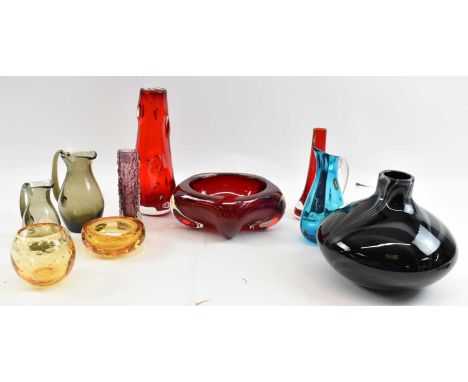 A collection of predominantly Whitefriars glassware including finger ring vase, three ruby glass pieces, etc (10).