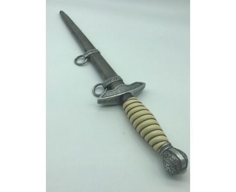 WW2 German Nazi Luftwaffe military dagger and scabbard. 
