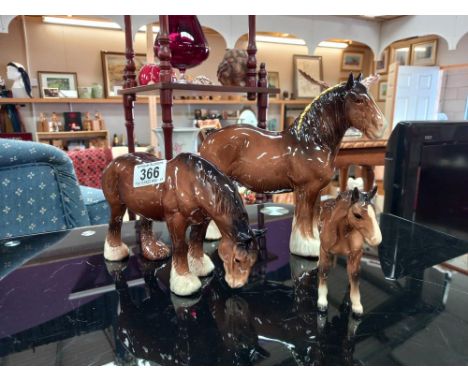 2 Beswick horses &amp; a foal