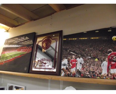 2 Manchester United canvas prints and a framed and glazed Manchester United mirror - COLLECT ONLY 