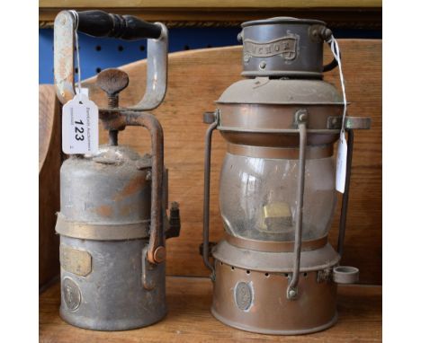 A Crestella Engineering Co Ltd Premier lamp, reg no.878136; another, DL Anchor ship's lamp (2)