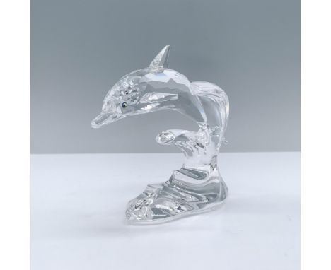 Originally part of the South Sea grouping then later moved to the Aquatic Worlds. A clear crystal dolphin leaping over the wa