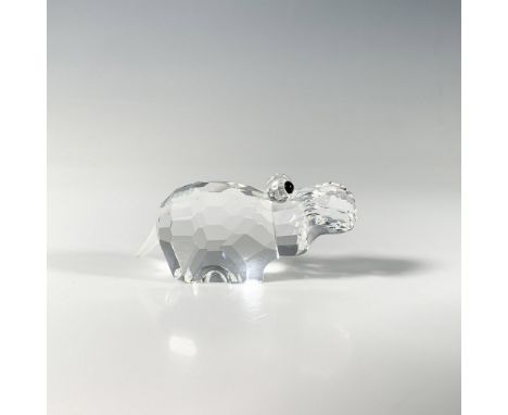 A cute hippo crafted from cut crystal, featuring a frosted tail and smooth black eyes. Part of the African Wildlife series. S