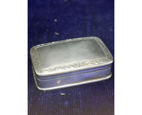 Silver Hall marked snuff box makers mark nt. 