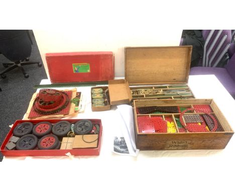 Large selection of vintage Meccano to include accessory outfit 8a all parts within a wooden sectional box, to include crane m