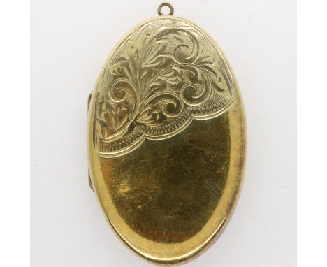 Gold plated sterling silver locket, H: 45 mm, 12g. P&amp;P Group 1 (£14+VAT for the first lot and £1+VAT for subsequent lots)