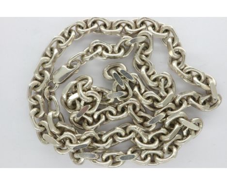 925 silver neck chain, L: 44 cm, 39g. P&amp;P Group 1 (£14+VAT for the first lot and £1+VAT for subsequent lots) 