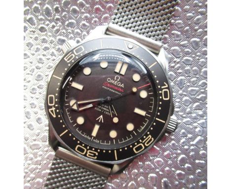 2020 Omega Seamaster 300m Divers Professional Master Chronometer, James Bond 007 Edition. Titanium case on Milanese bracelet 