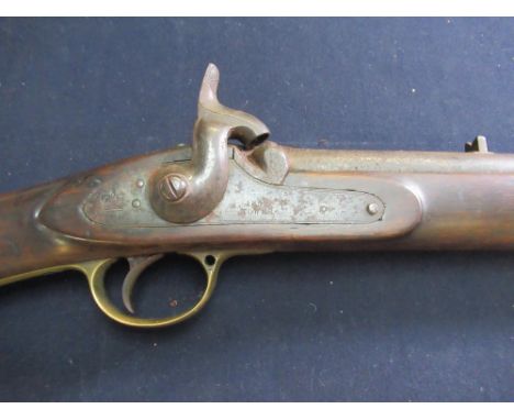 Percussion cap Enfield three band tower musket with 38" barrel complete with ramrod, the lock engraved with Crowned VR 1859 t