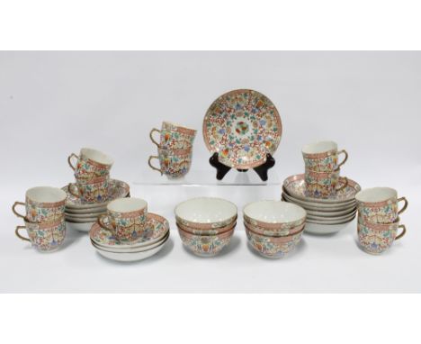 Chinese Export Ware Doucai table wares, comprising eleven cups, six bowls,, 3 small saucers and thirteen larger saucers, all 