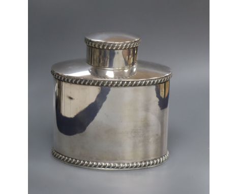 A late Victorian silver oval tea caddy, Goldsmiths &amp; Silversmiths Co Ltd, London, 1895, height 11.6cm, 9.5 oz.