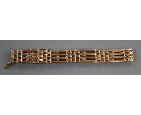 A 15ct gold gate-link bracelet.