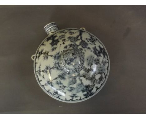 A Chinese flat backed porcelain moon flask with blue and white decoration, 9'' diameter