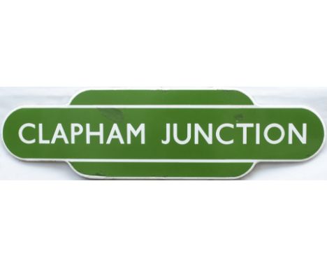 Totem BR(S) FF light green CLAPHAM JUNCTION from the former Southern Railway Station between Victoria and Crystal Palace famo