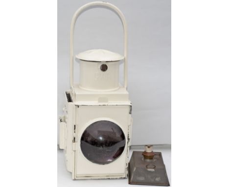 Great Western Railway guards van side mounted lamp embossed in the chimney G.W.R. Complete with reservoir, GWR marked burner 