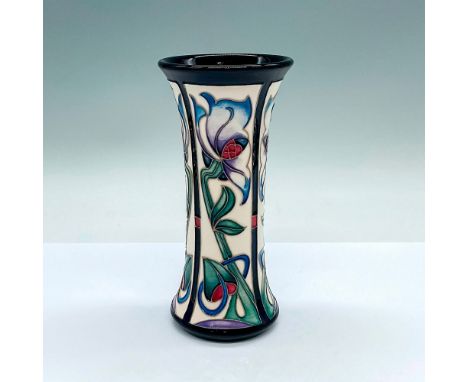 A stunning black glazed ground vase adorned in a floral motif and fine tube lining. Though in Rachel Bishop's own style, this