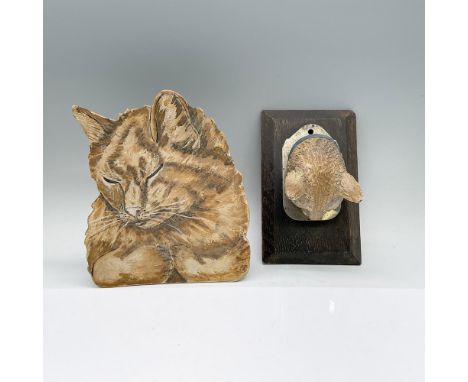 Includes a hand painted wooden table plaque of an orange sleeping cat, and a wall hanging clipboard with a pottery cat head. 