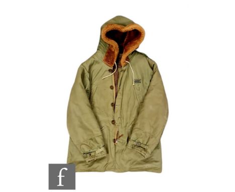 A Vintage US Army Airforce type B-11 Parka green fur line jacket/coat, size 38. 