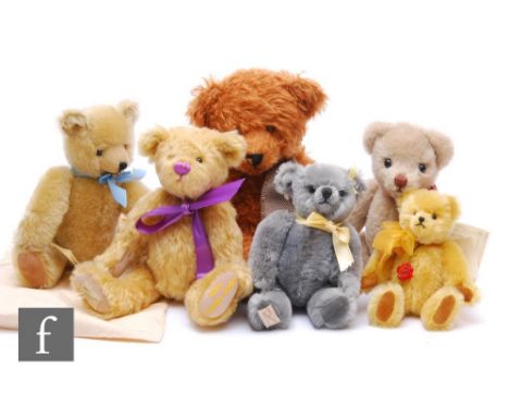 A collection of assorted teddy bears, comprising Teddy Bears of Witney Witney Bear, Dean's Majesty, Dean's Stanley, Dean's Am