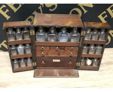ORIGINAL GEORGIAN MAHOGANY DOCTORS APOTHECARY CABINET, BELIEVED TO BE NAVAL COMPLETE WITH ALL BOTTLES AND CONTENTS OF WHICH S