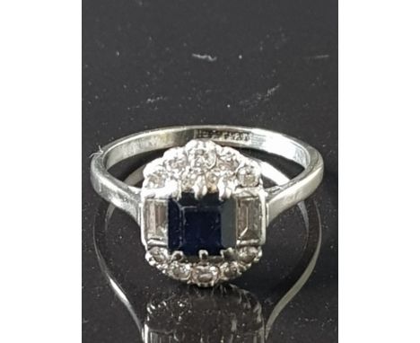 18CT WHITE GOLD SAPPHIRE AND DIAMOND CLUSTER RING 4.7G SIZE R1/2